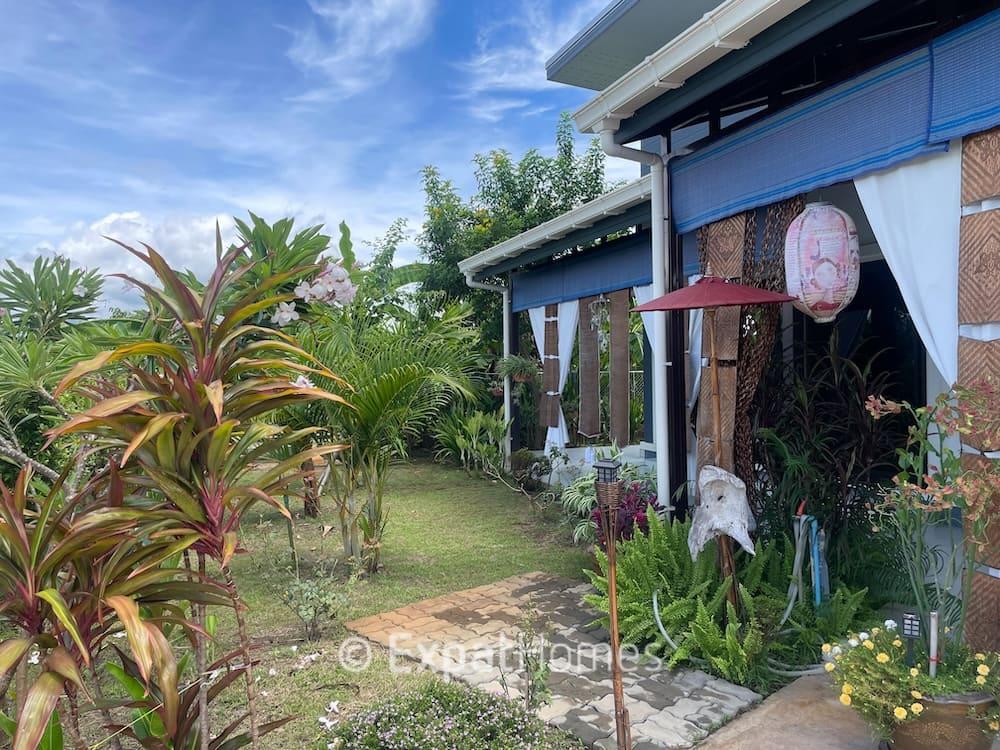 Garden Retreat in San Pa Tong — photograph 2