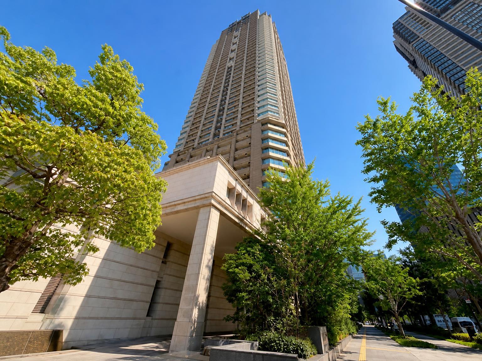 Grand Front Osaka Owners Tower — photograph 3