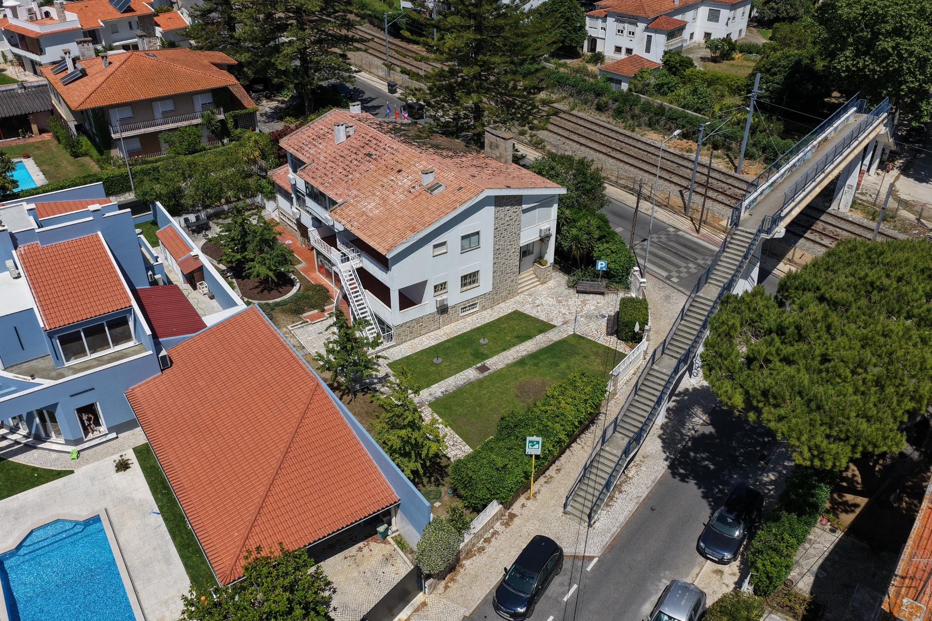 5-Bedroom House in Parede, Cascais — photograph 3