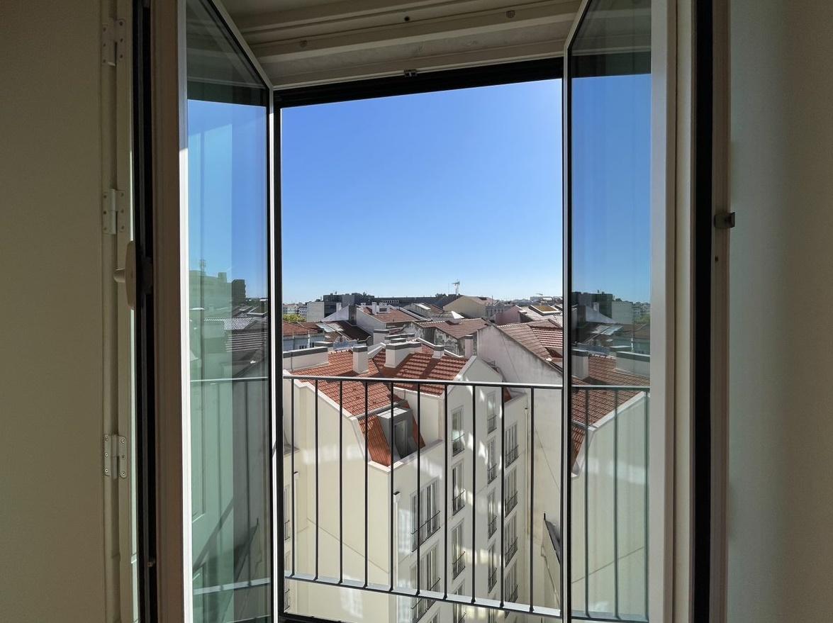 1-Bedroom Apartment with Pool in Lisboa — photograph 2