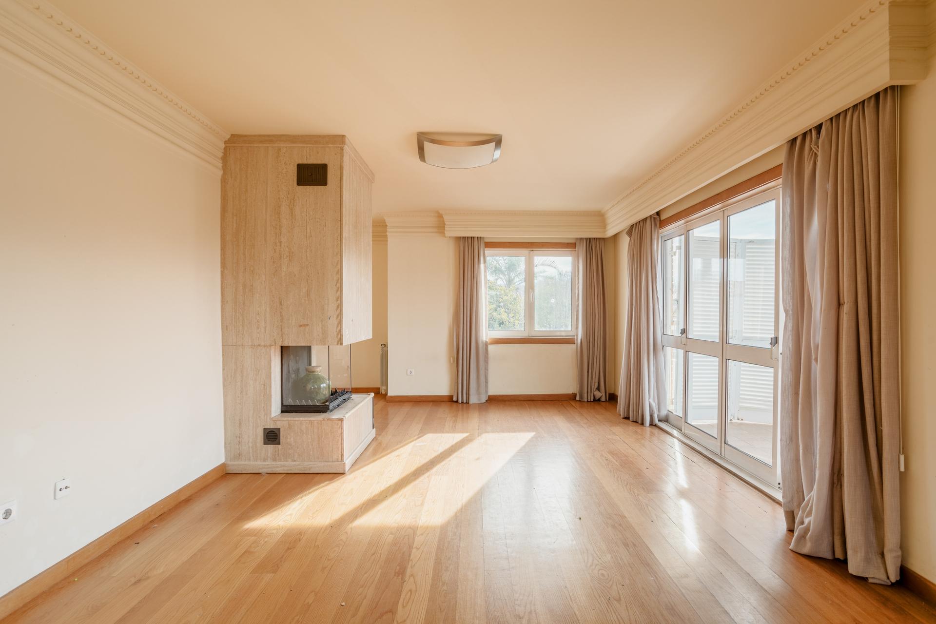 5-Bedroom Duplex in Porto — photograph 4