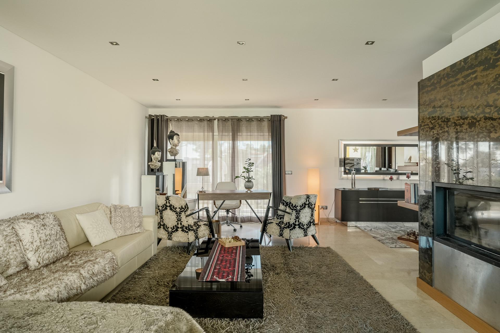 4-Bedroom House in Herdade da Aroeira, Almada — photograph 5