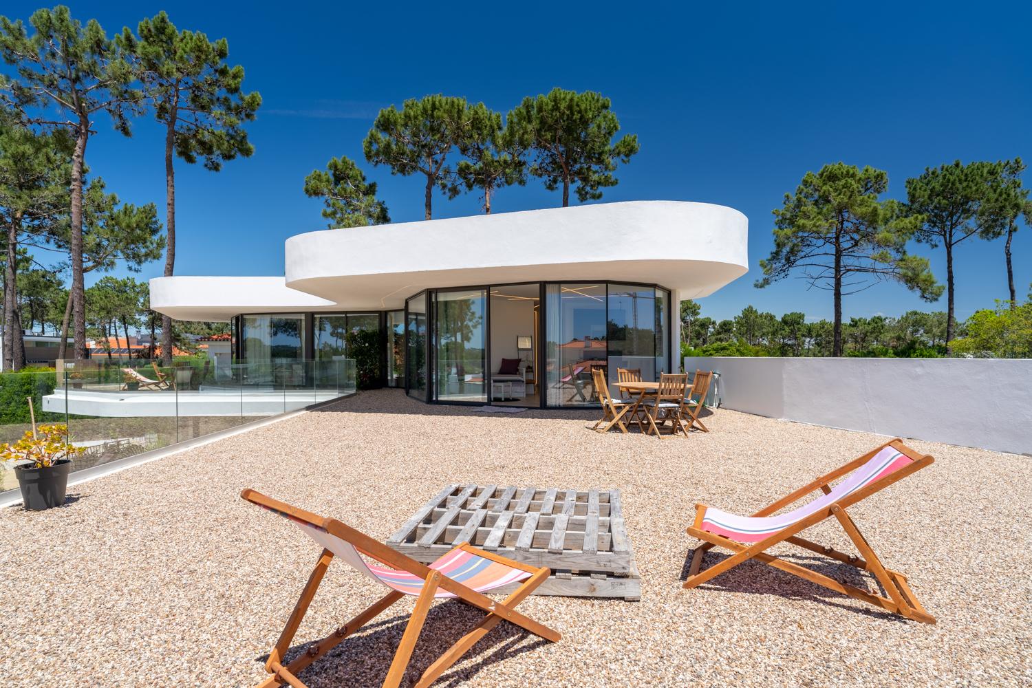 5-Bedroom House in Herdade da Aroeira, Almada — photograph 3