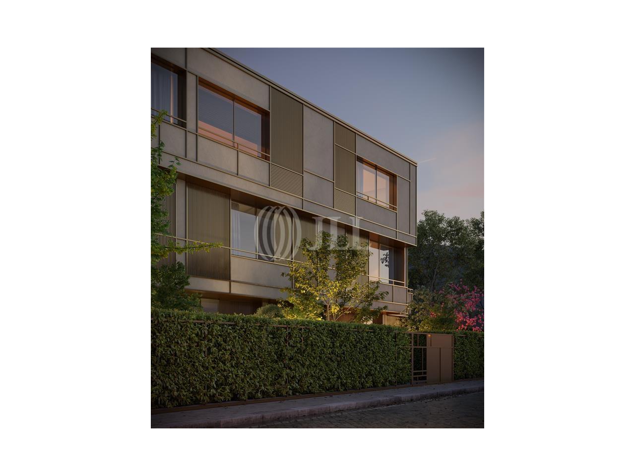 4-Bedroom Duplex in Porto — photograph 4