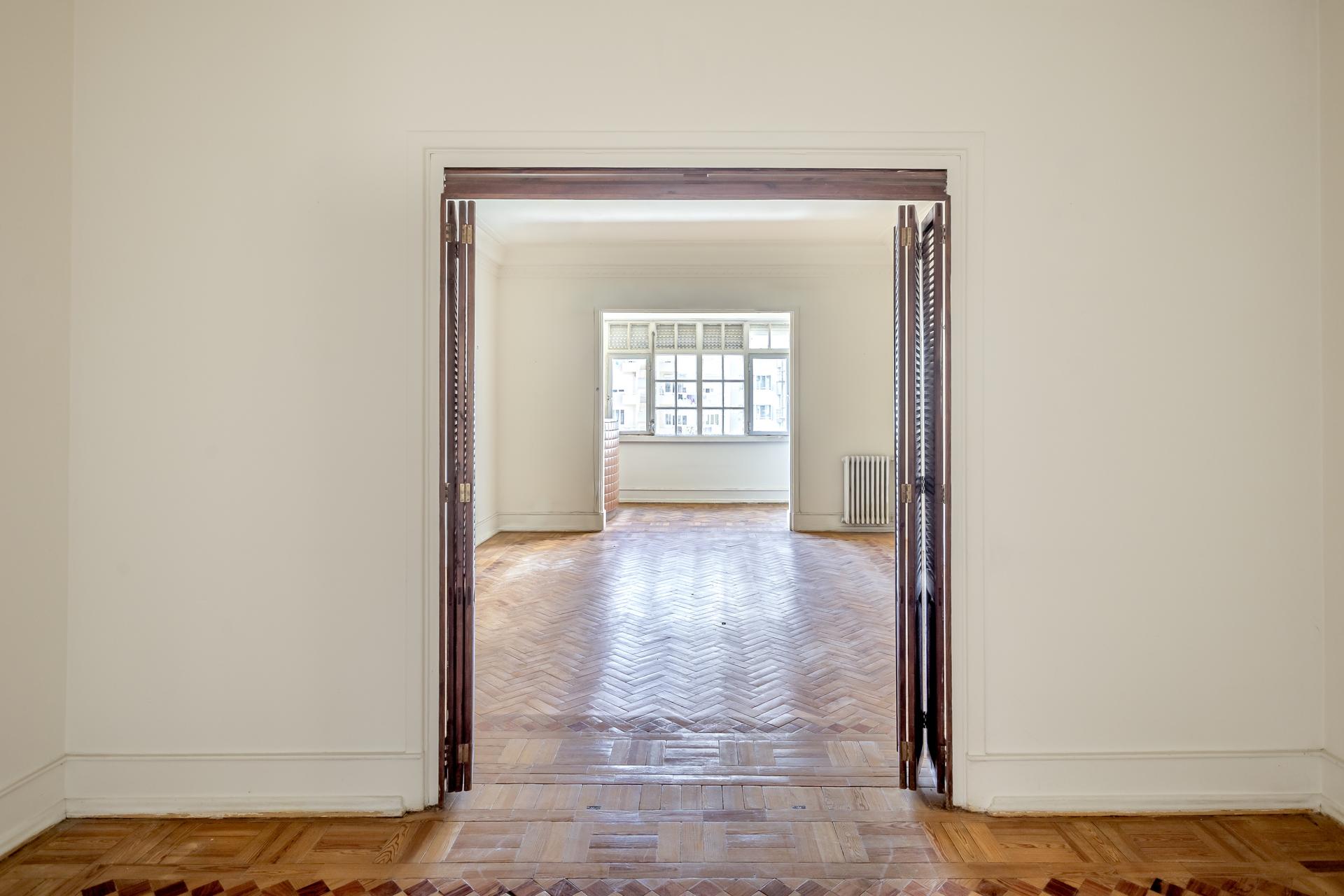 4-Bedroom Apartment in Avenidas Novas, Lisboa — photograph 3