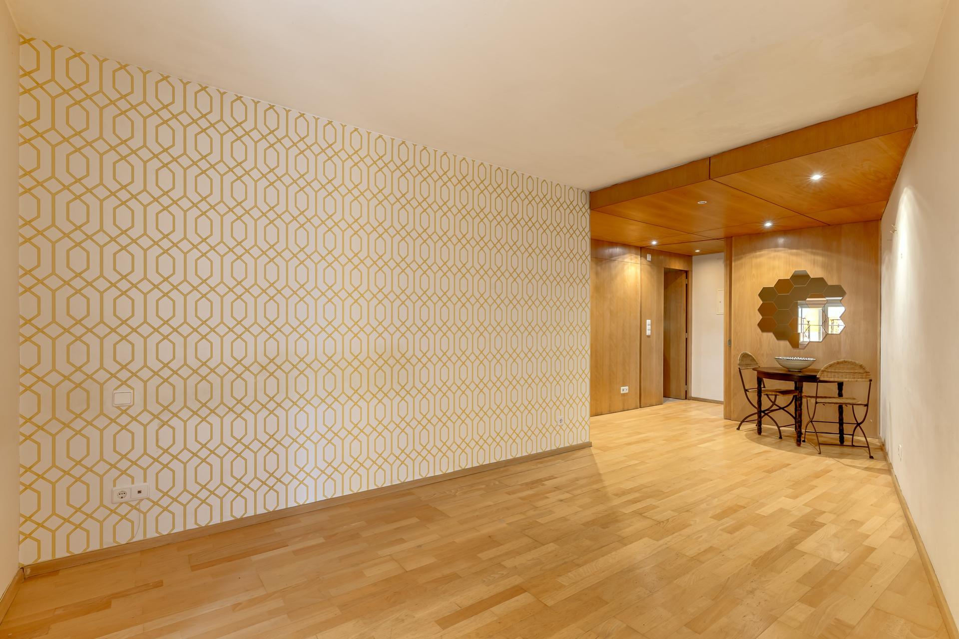 2-Bedroom Apartment with River Views in Lisboa — photograph 2