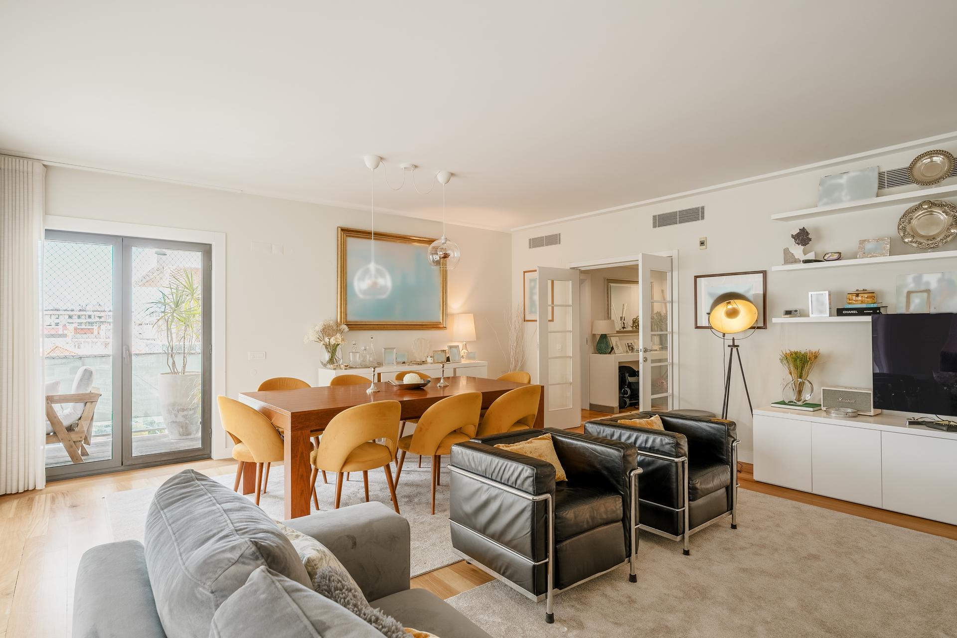 4-Bedroom Apartment in Estrela, Lisboa — photograph 4