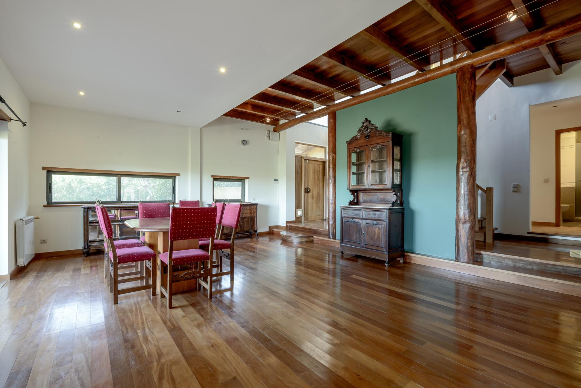4-Bedroom House in Silves — photograph 4