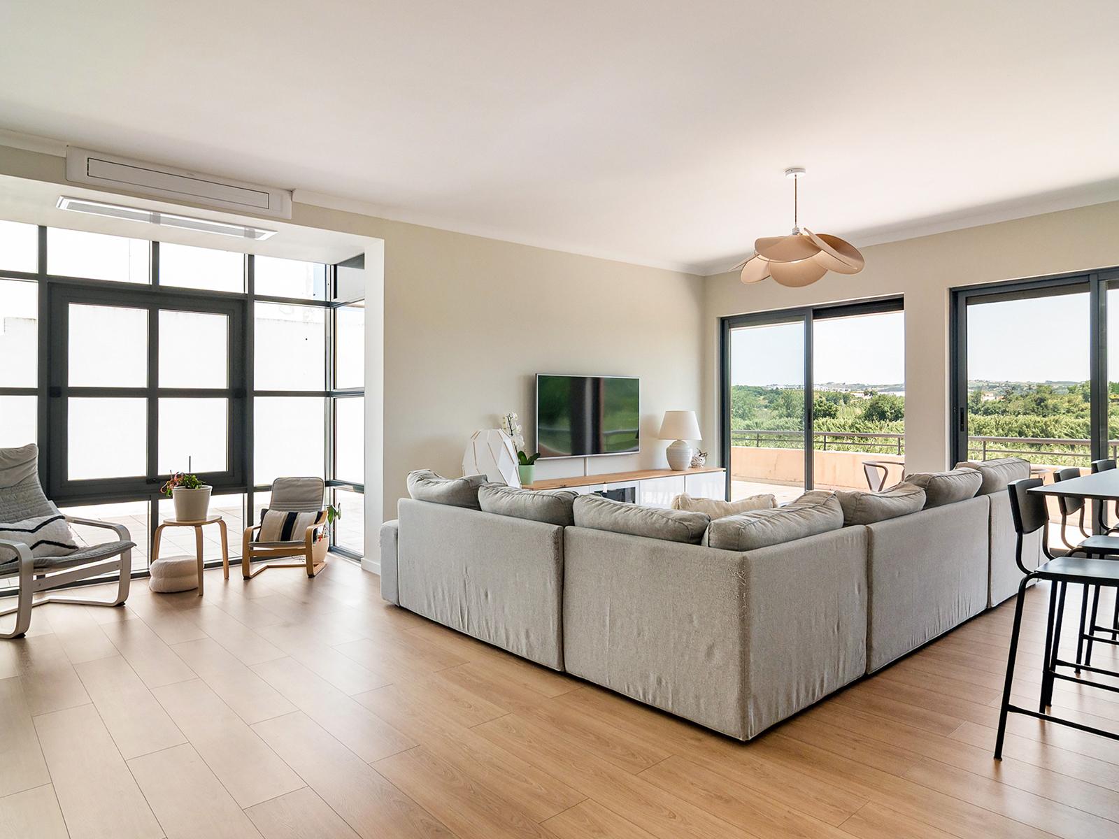 3-Bedroom Apartment in Bombarral — photograph 5