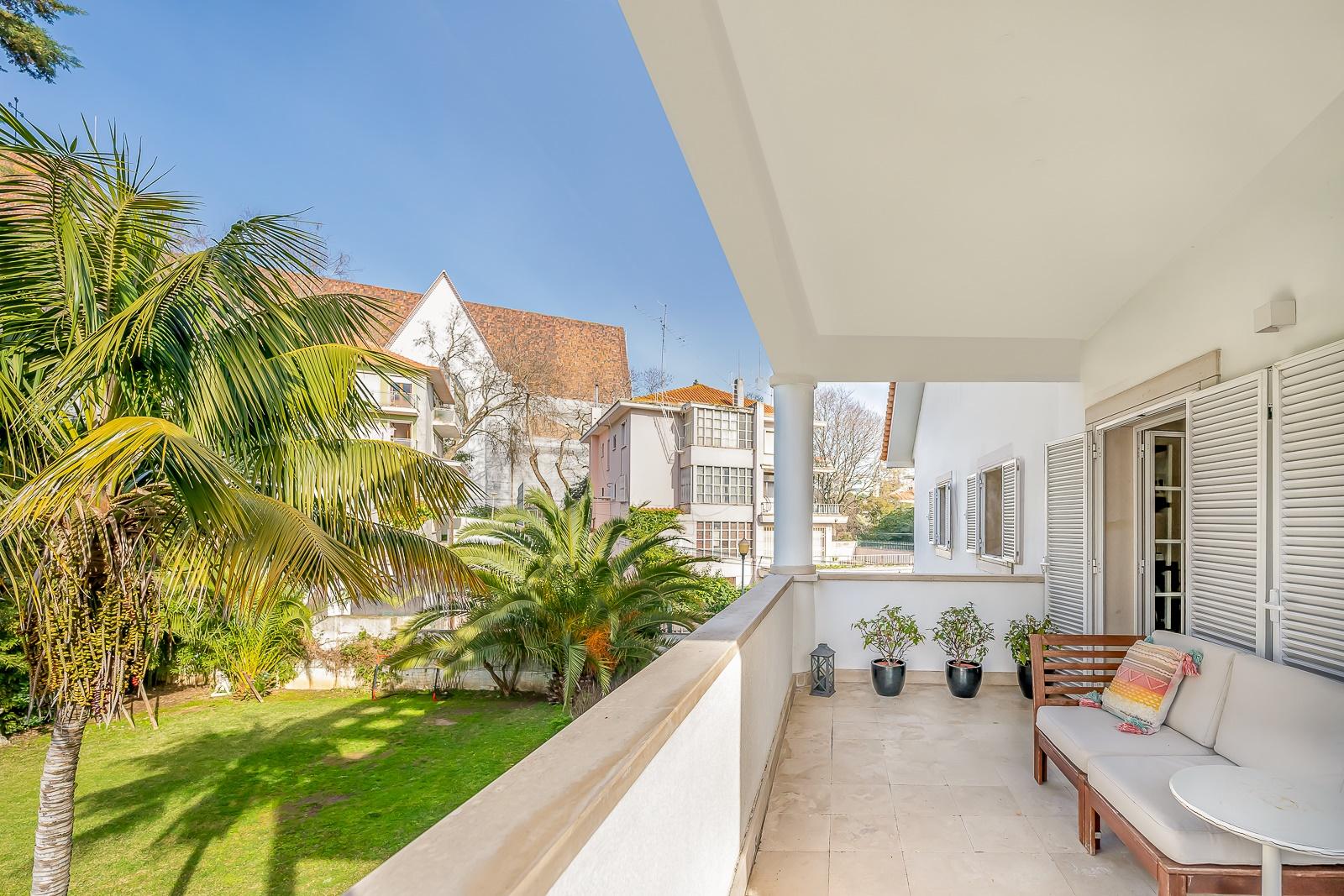 10-Bedroom House in Alvalade, Lisboa — photograph 3
