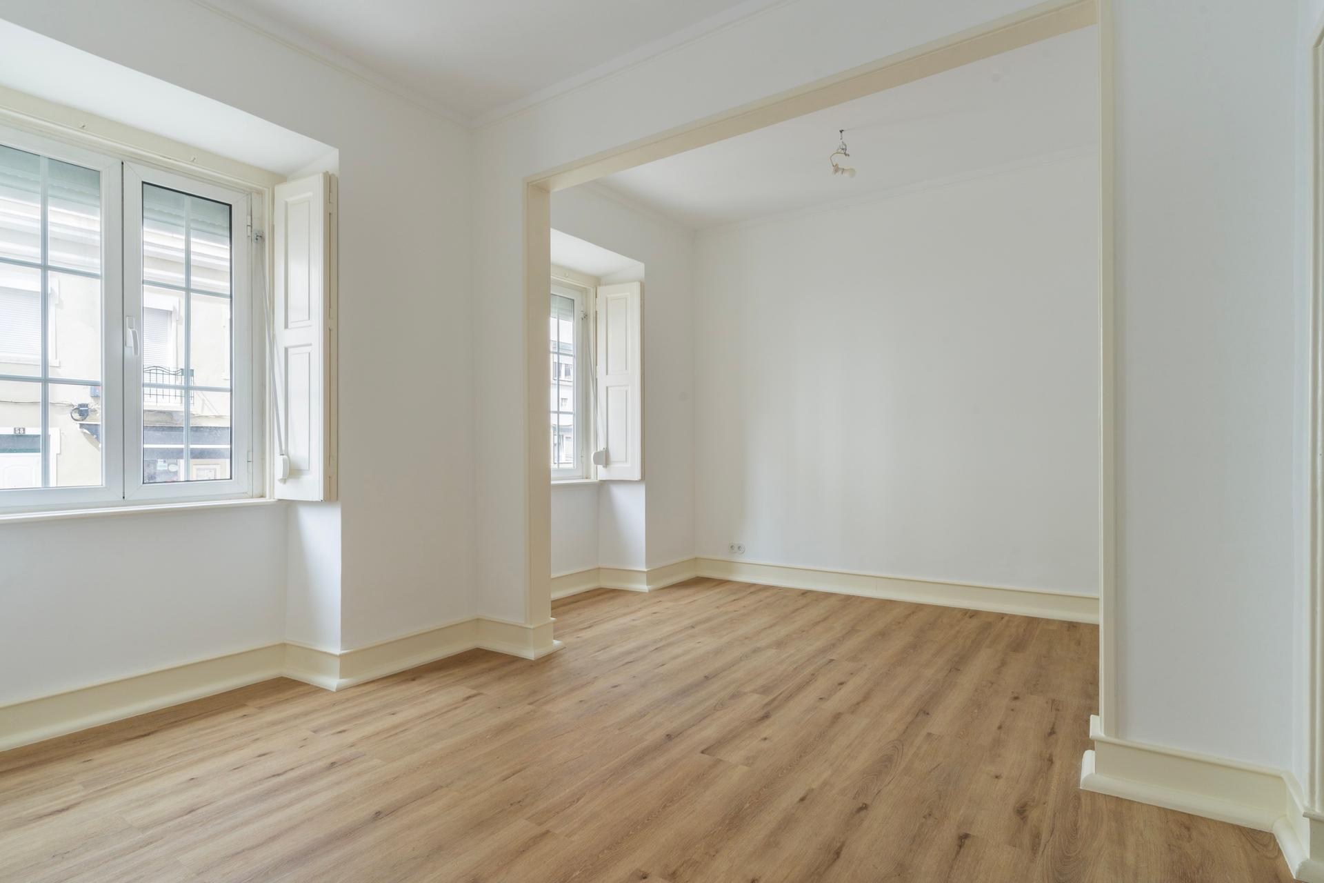 2-Bedroom Apartment in Campo de Ourique, Lisboa — photograph 2