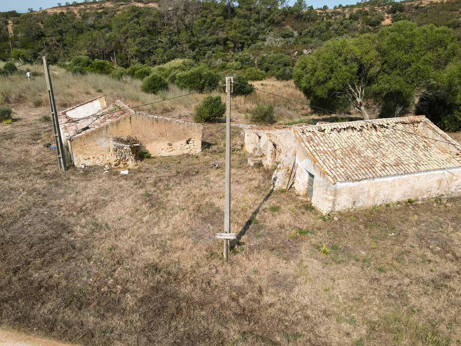 Land in Aljezur — photograph 5