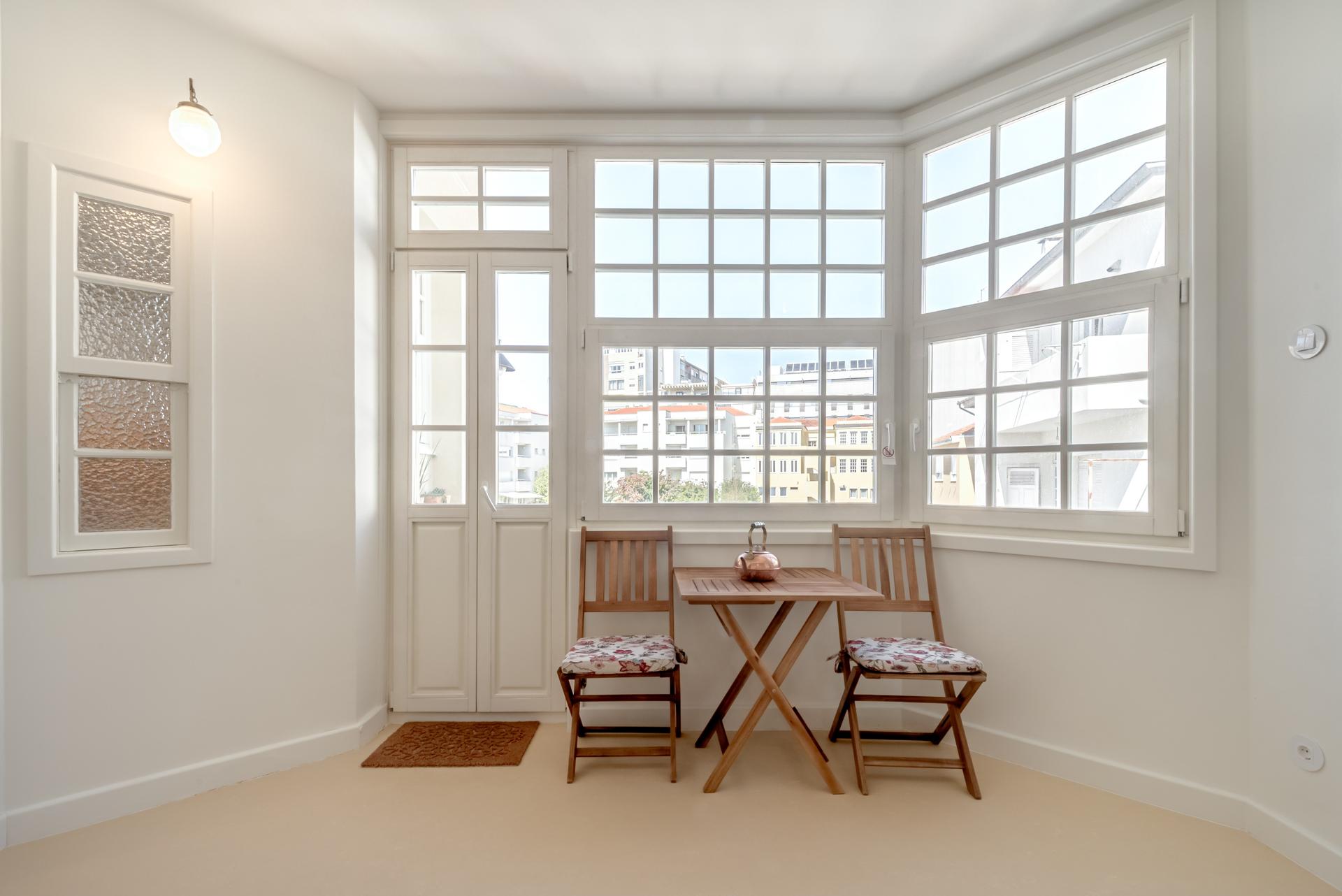 4-Bedroom Apartment in Porto — photograph 5