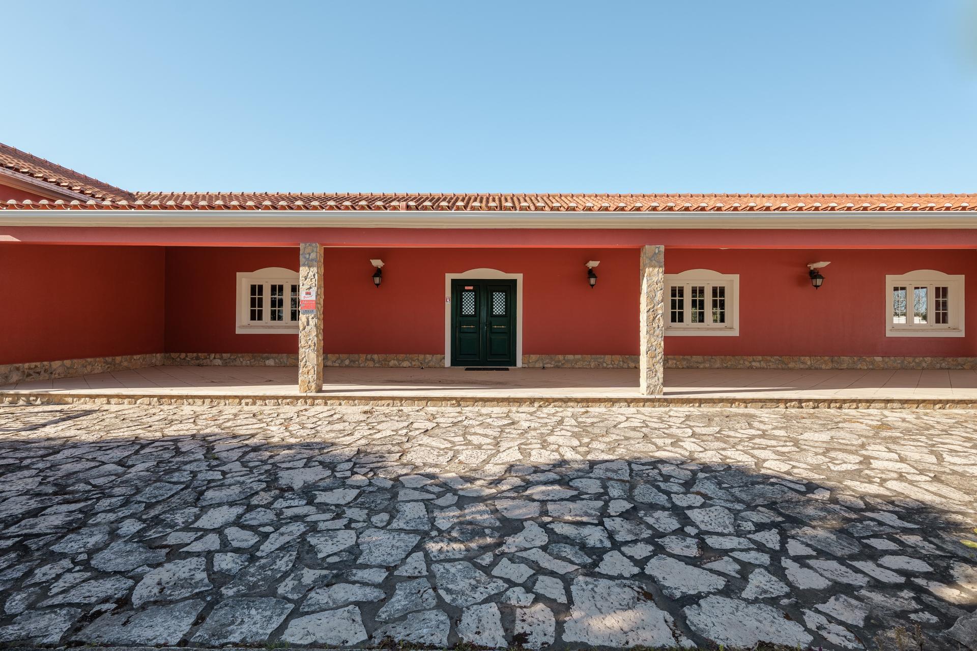 Farm in Casalinhos de Alfaiata, Torres Vedras — photograph 3