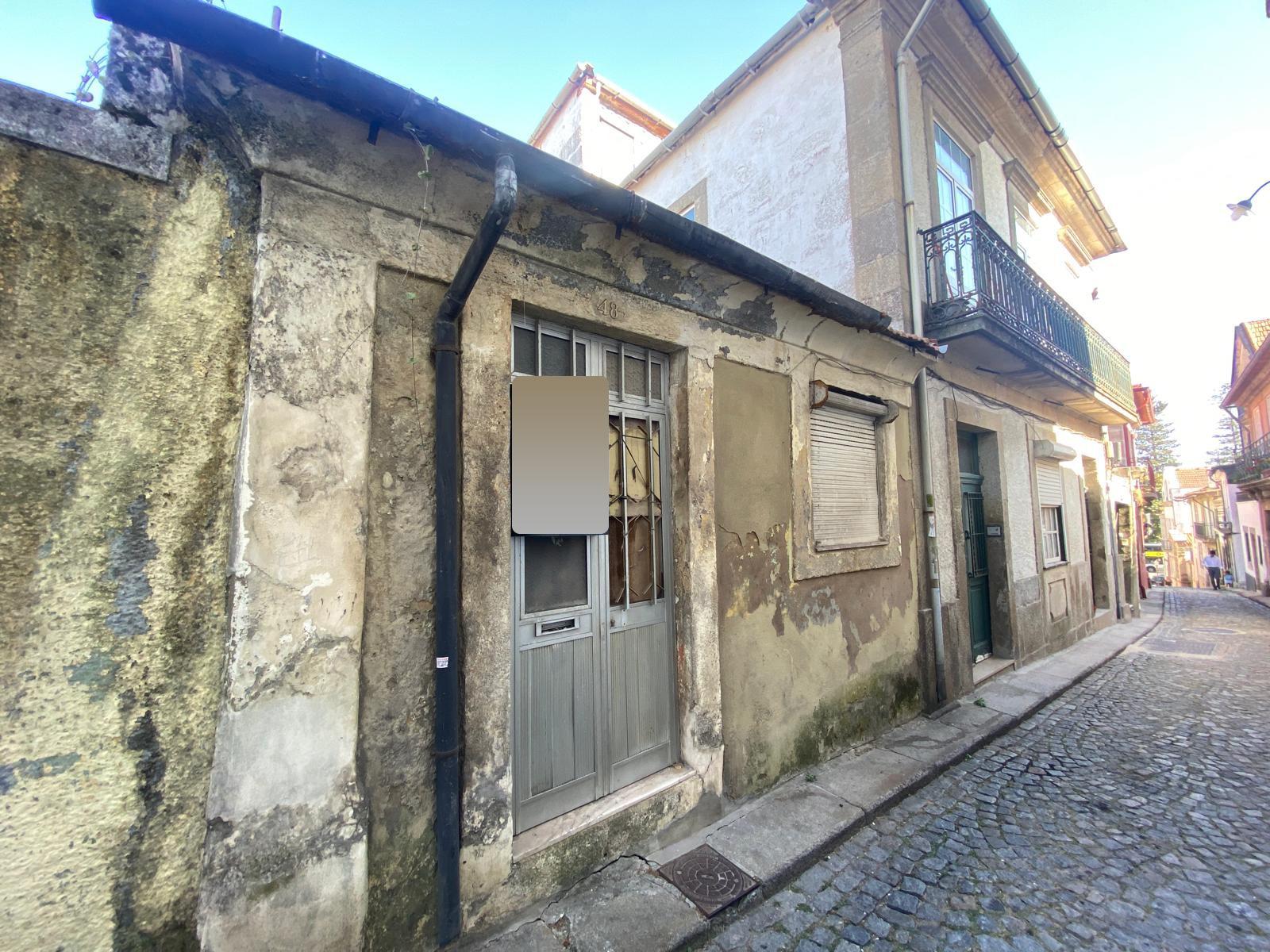 Building in Foz do Douro, Porto — photograph 4
