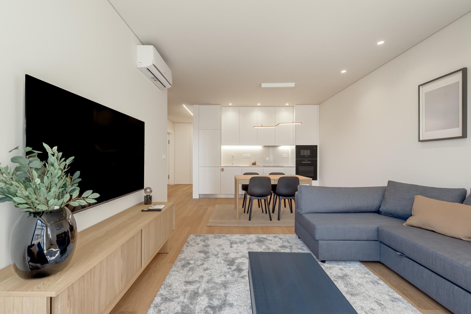 1-Bedroom Apartment in Matosinhos — photograph 5