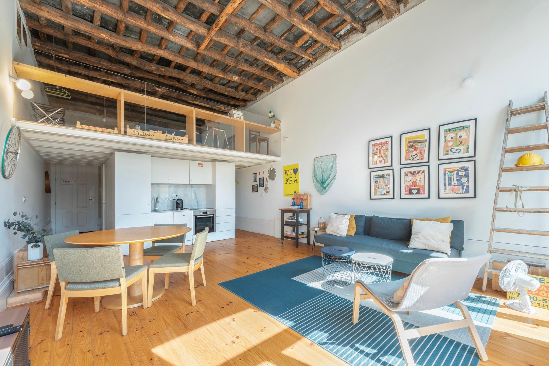1-Bedroom Apartment in Porto — photograph 4