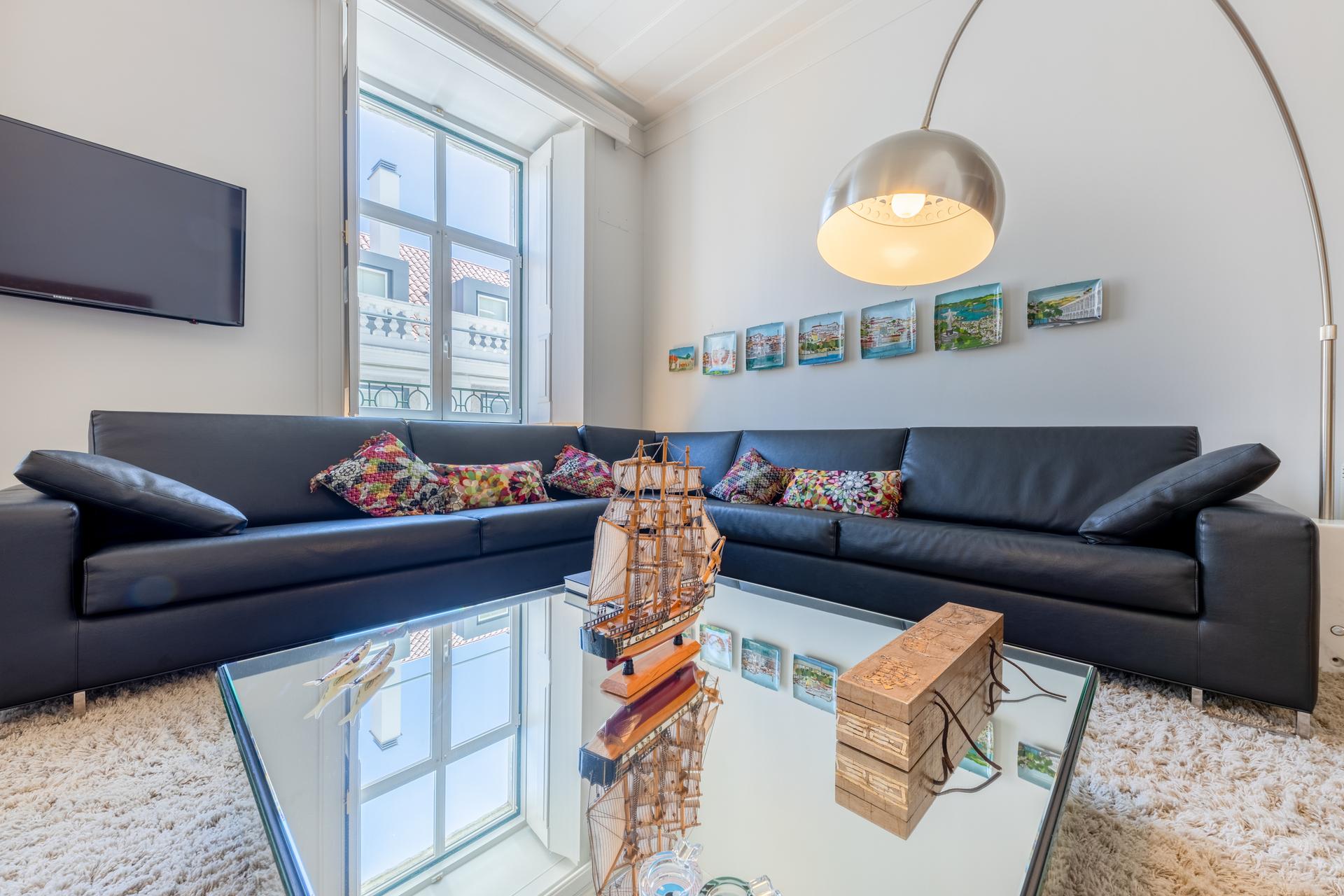 4-Bedroom Apartment with Pool in Lisboa — photograph 5