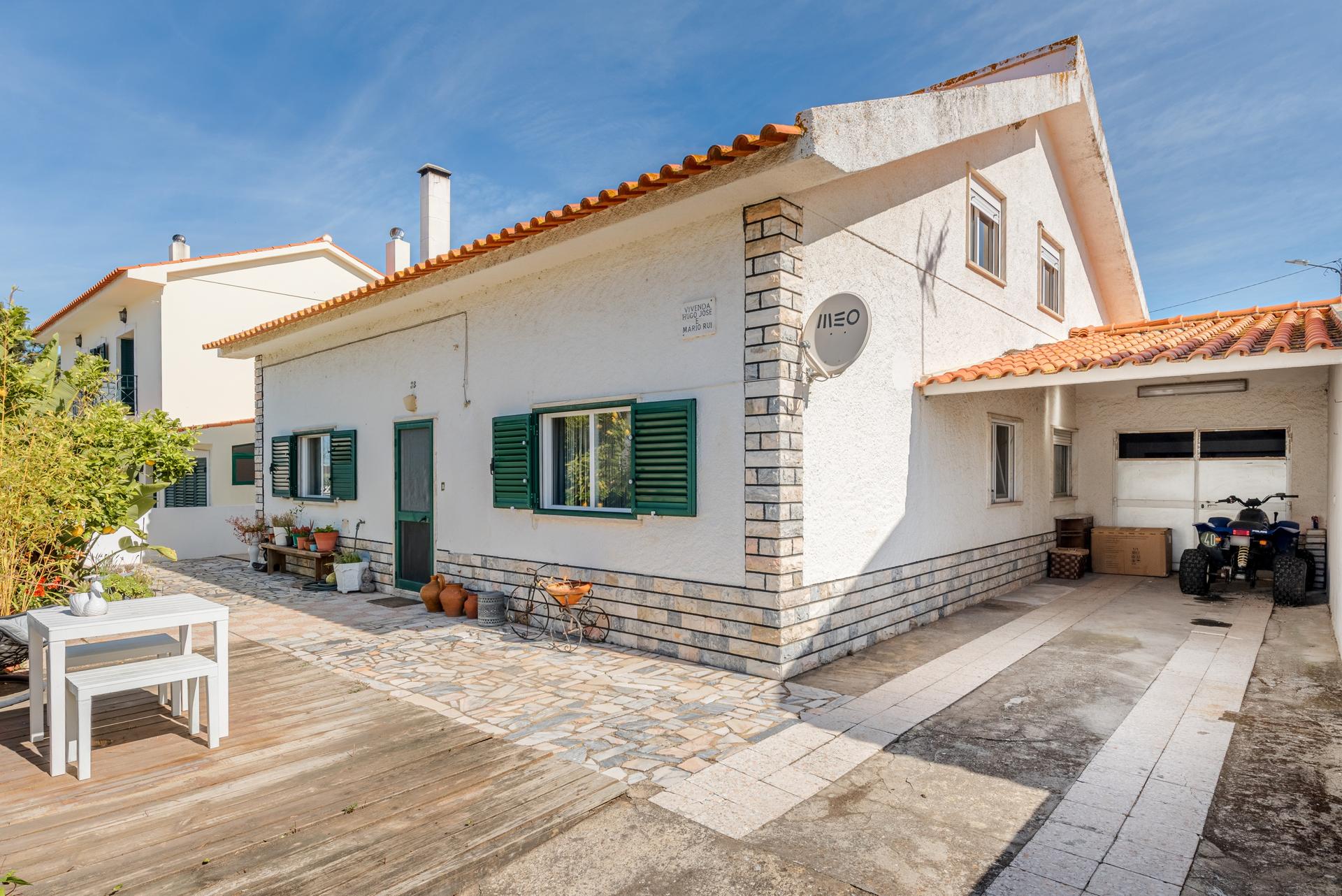 3-Bedroom House in Grândola — photograph 2
