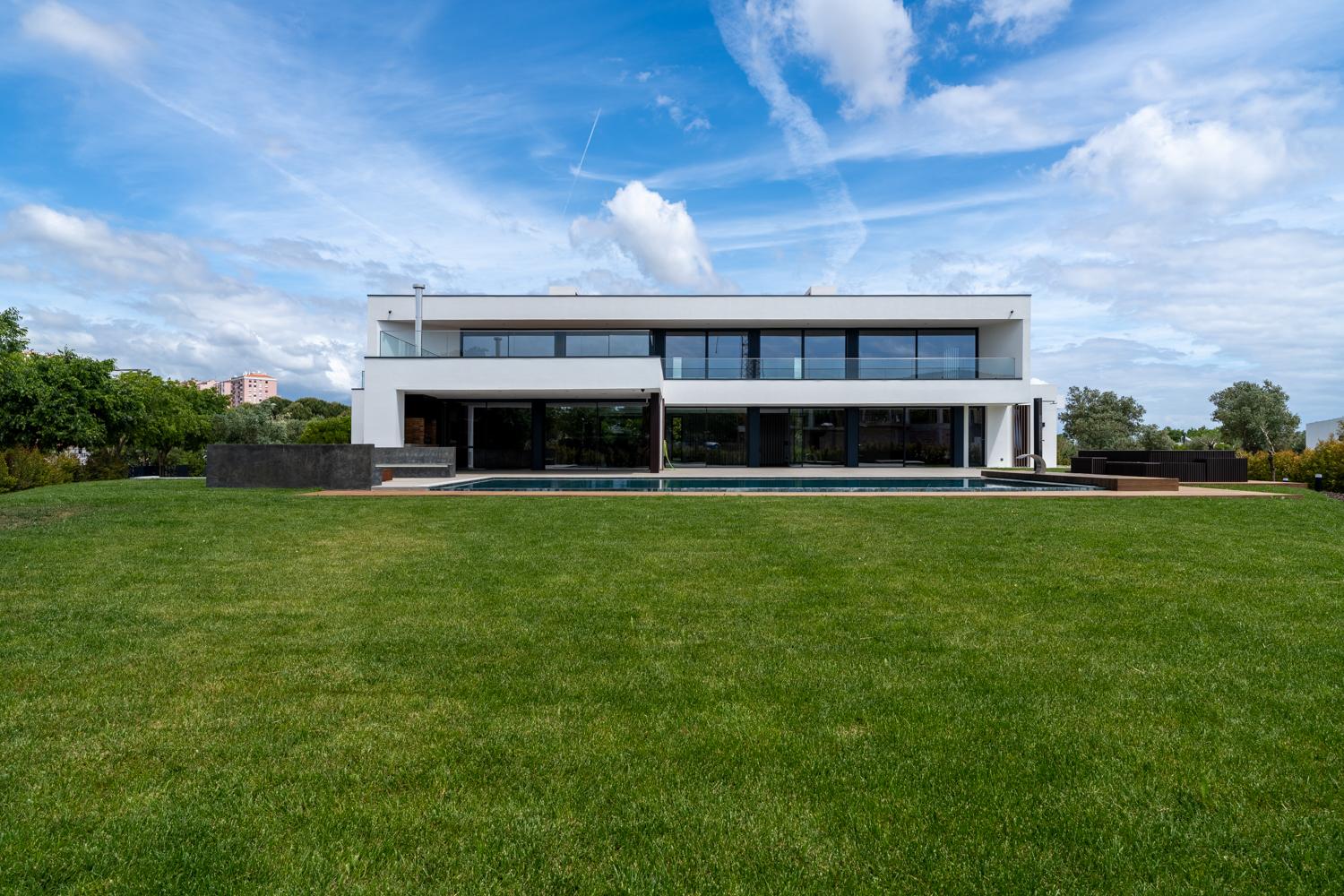 5-Bedroom House in Barcarena, Oeiras — photograph 4