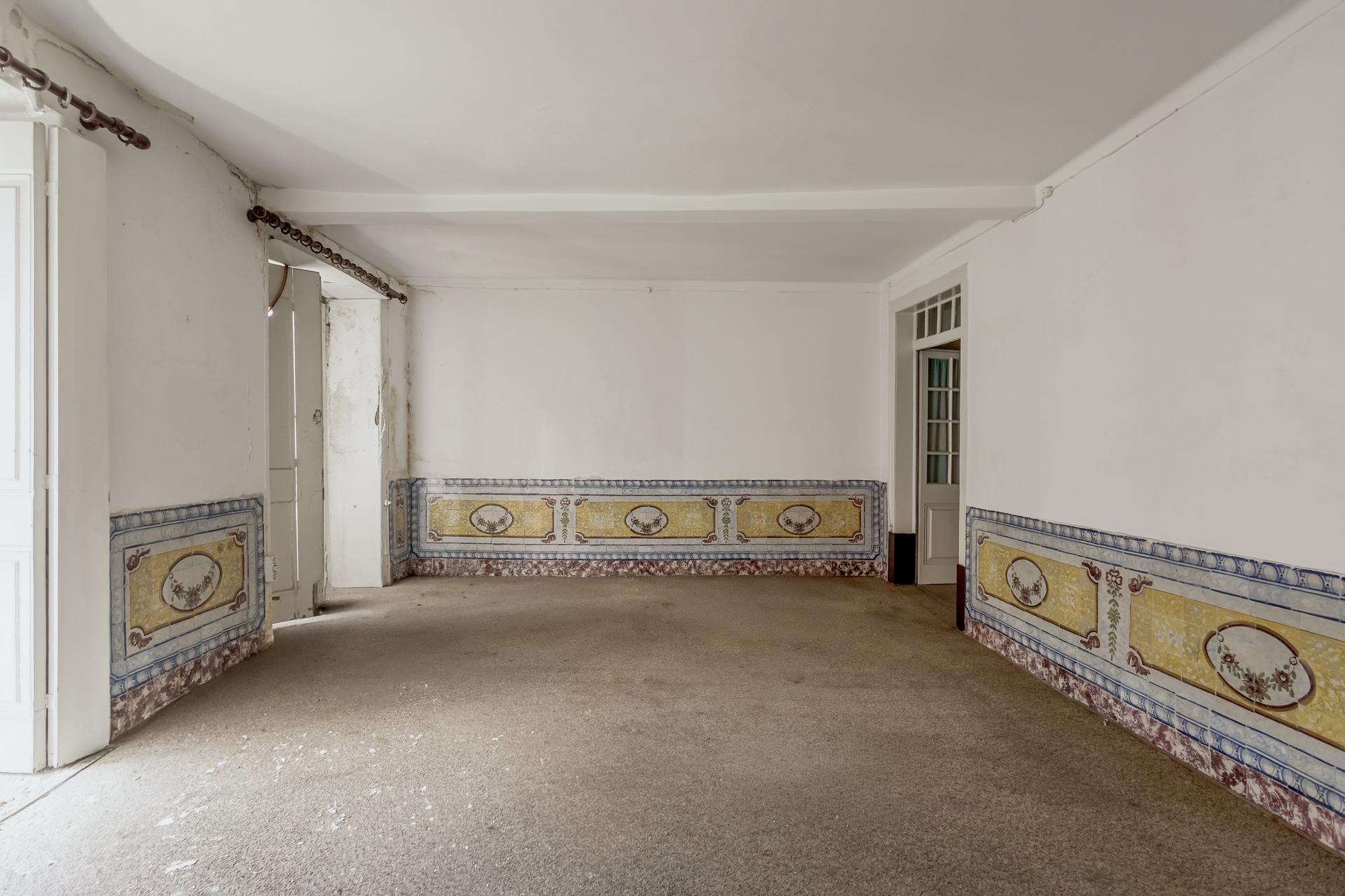 Building in Lapa, Lisboa — photograph 5