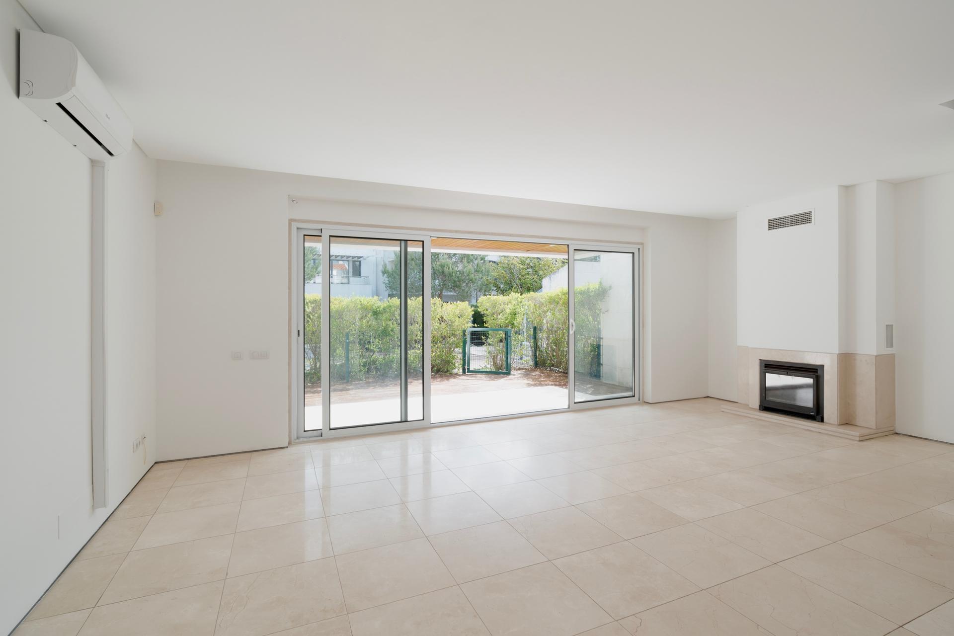 3-Bedroom House in Birre, Cascais — photograph 3