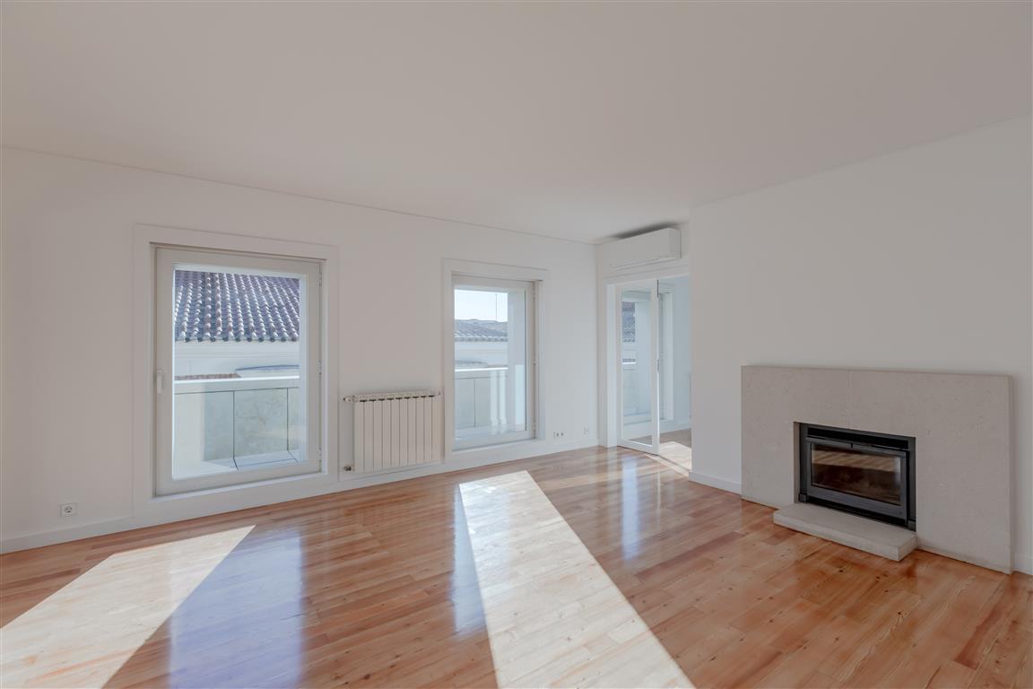 3-Bedroom Apartment with Garden in Lisboa — photograph 2