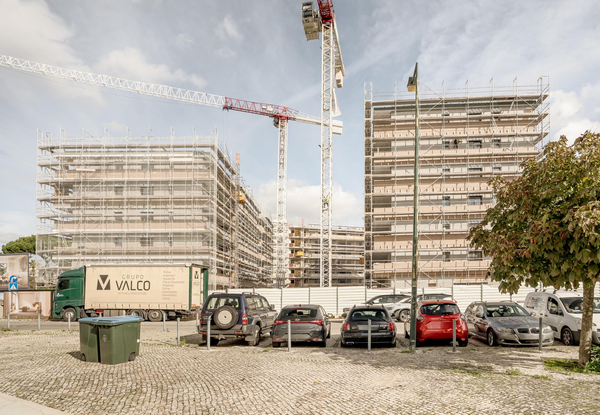 2-Bedroom Apartment in Telheiras, Lisboa — photograph 3
