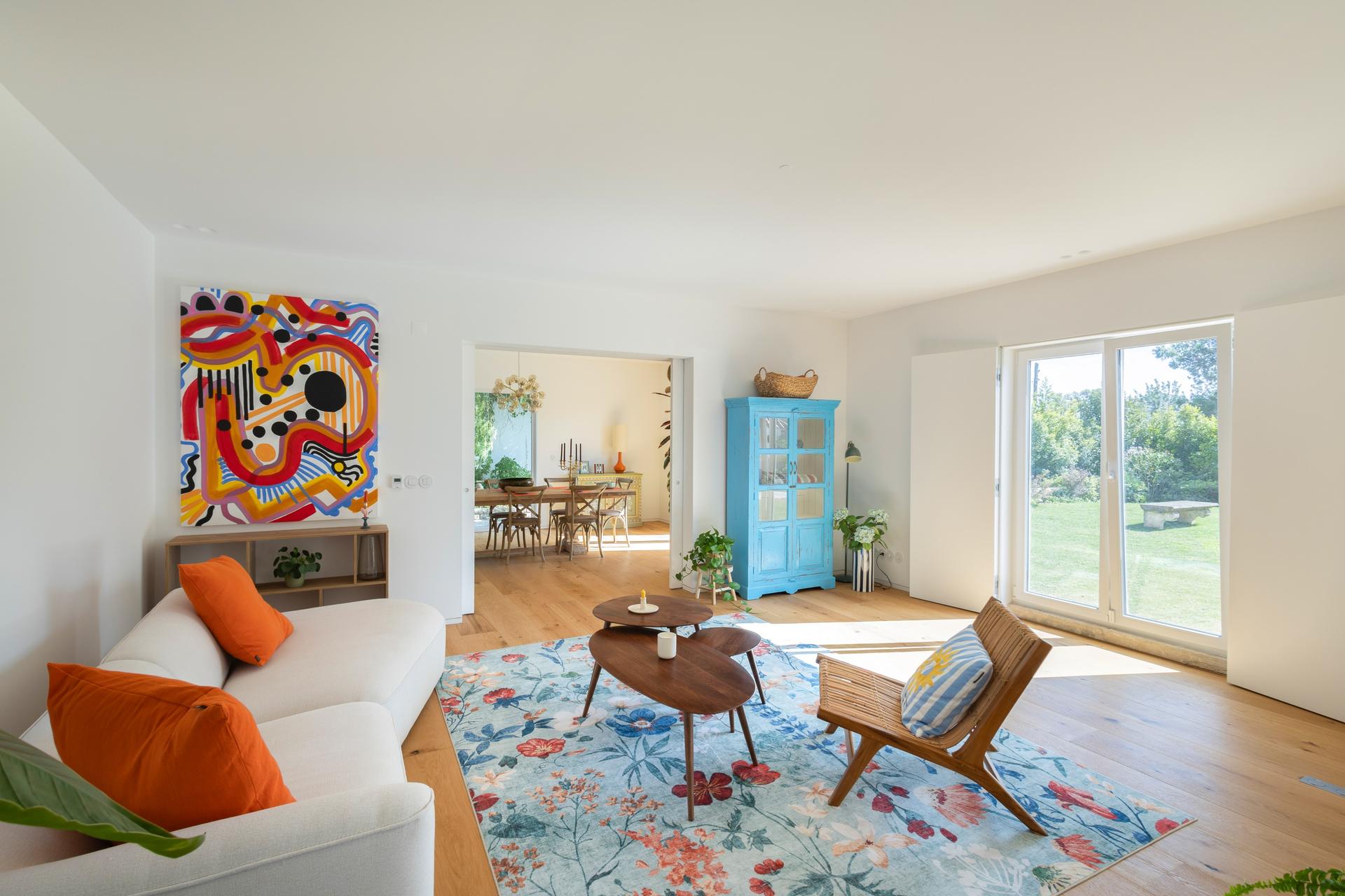 4-Bedroom House with Pool in Cascais — photograph 5