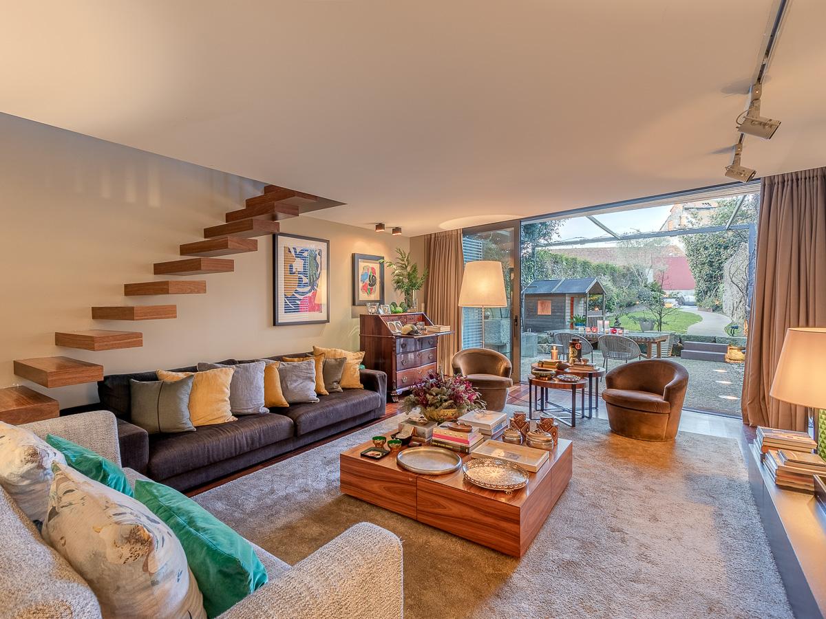 4-Bedroom House with Pool in Porto — photograph 3