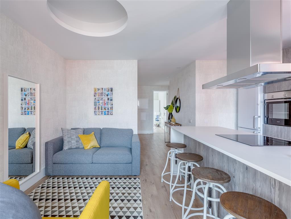 3-Bedroom Apartment in Lisboa — photograph 3