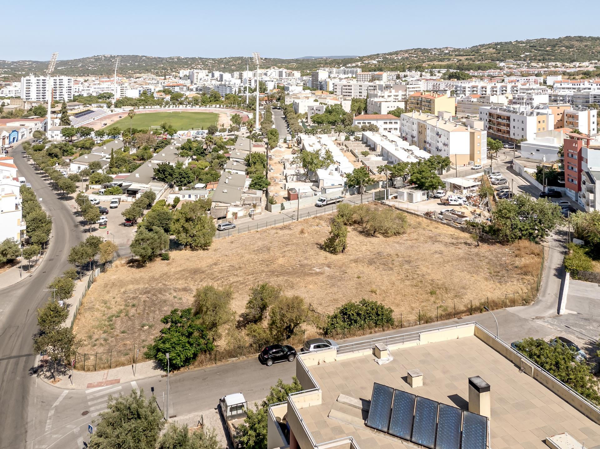 Land in Loulé — photograph 3