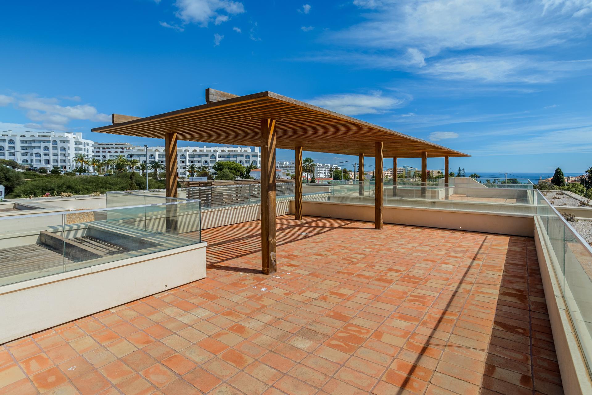3-Bedroom House in Lagoa — photograph 3